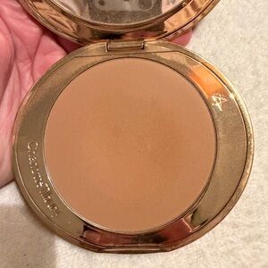 Charlotte Tilbury medium airbrush flawless bronzer